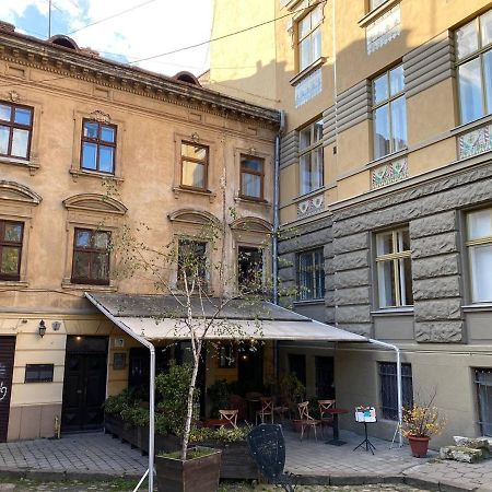 Багатомісні Апартаменти На Арсенальній إلفيف المظهر الخارجي الصورة
